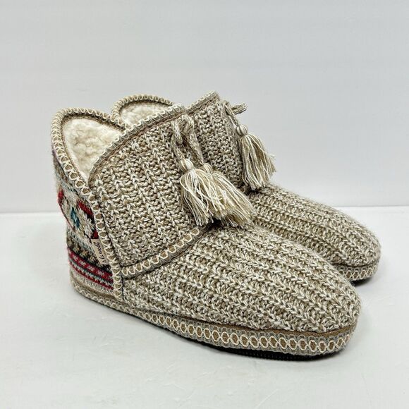 Muklucks A La Mode Slippers Shoes Beige Size Medium 7-8 Women's Knit Aztec - Picture 2 of 11